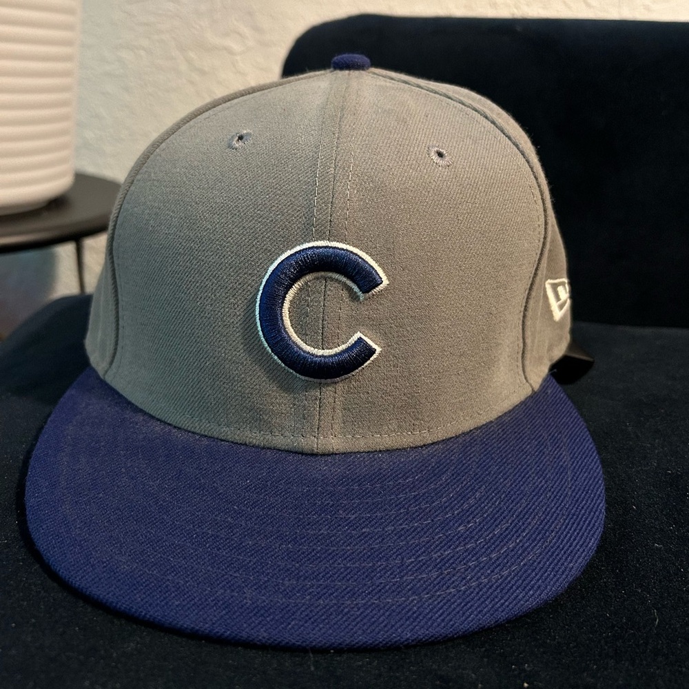Gray/Blue Chicago Cubs New Era Size 7 Fitted Flat Billed Cap